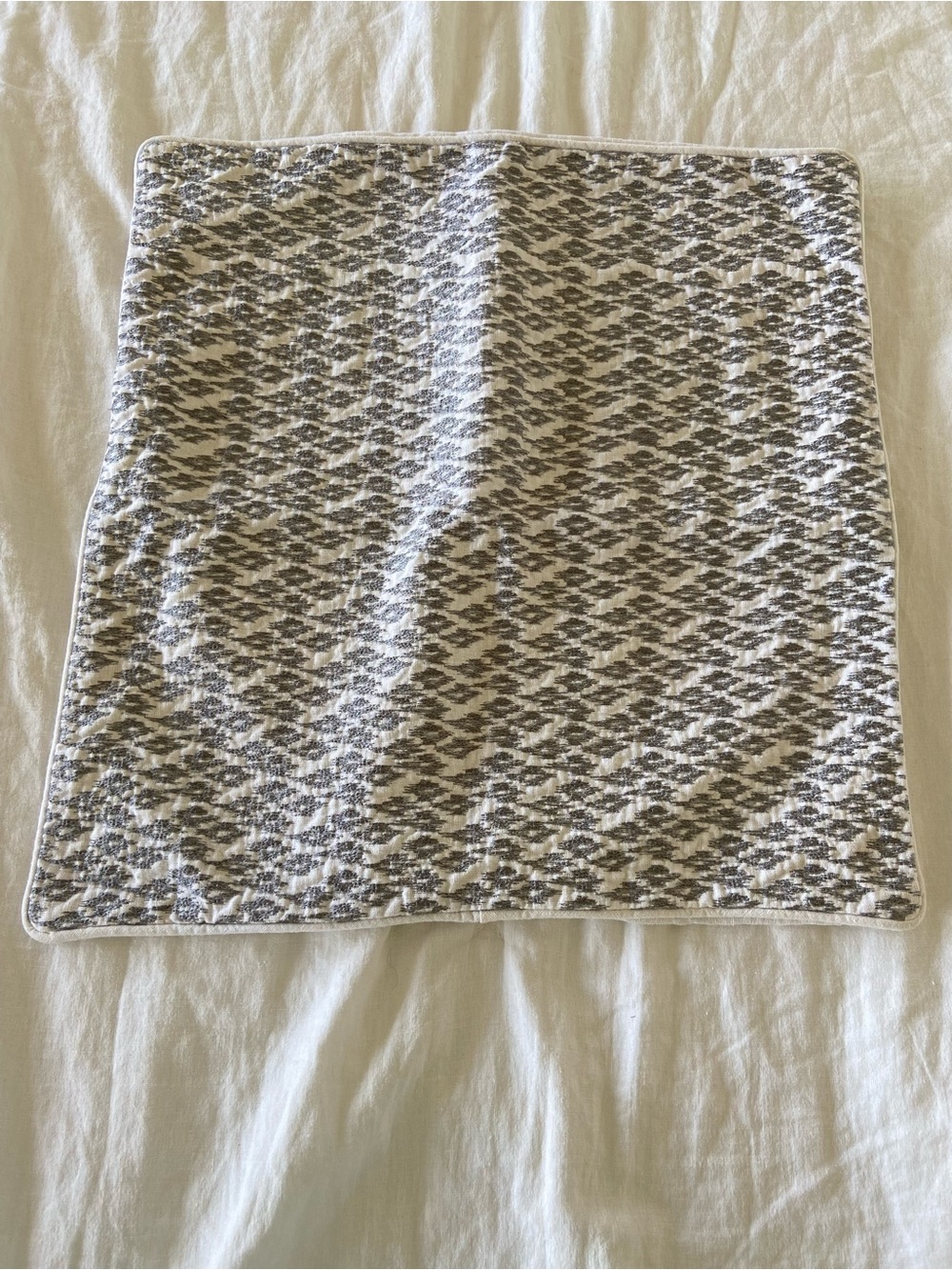 Tommy Bahama 18x18 Square Gray White Abstract Embroidered Pillow Cover
